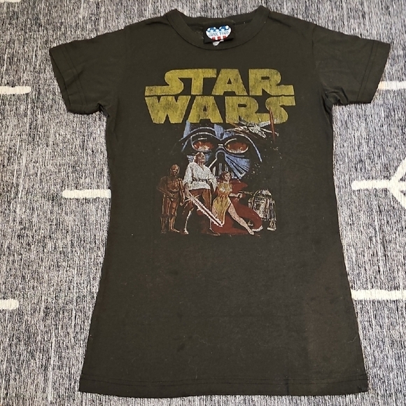 Junk Food Clothing Tops - Star Wars Black T-Shirt - Junk Foor Clothing